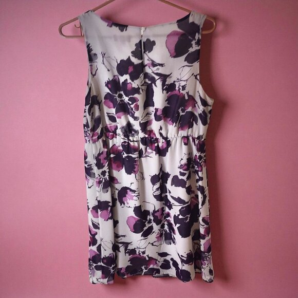 Elle Purple Watercolor Floral Sleeveless Ruffle Dress–Romantic Brunch Vibes Sz M - Picture 4 of 7